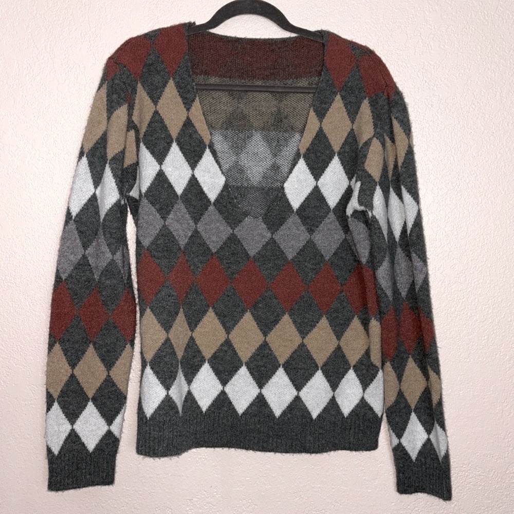Wool acrylic deep V argyle sweater Large